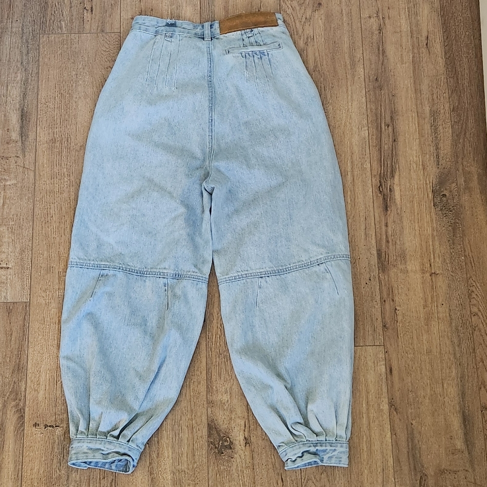 Loewe Cropped Balloon Jeans - Picture 7 of 14